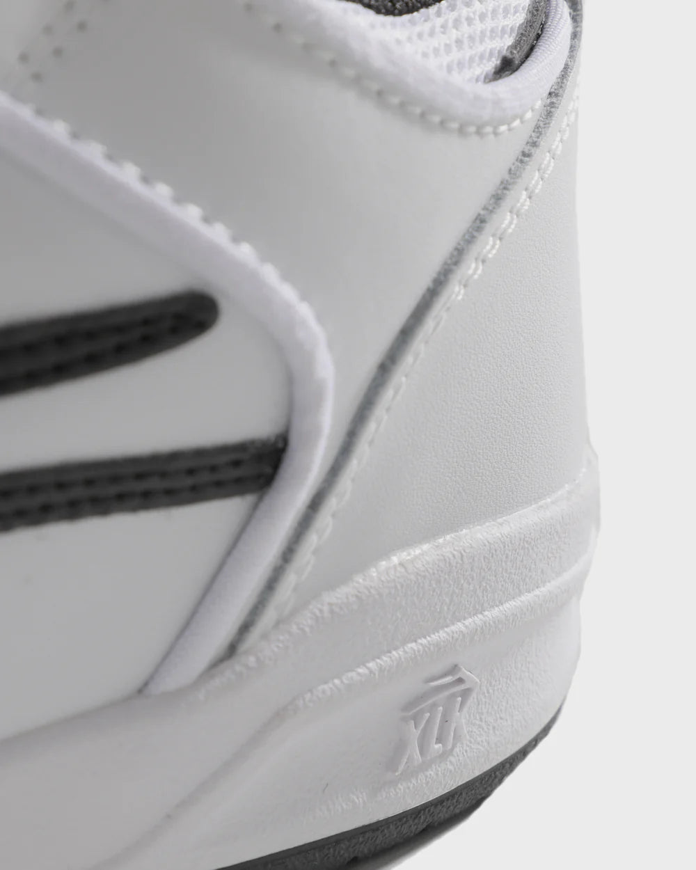 Lakai - Telford Low White/Black Leather