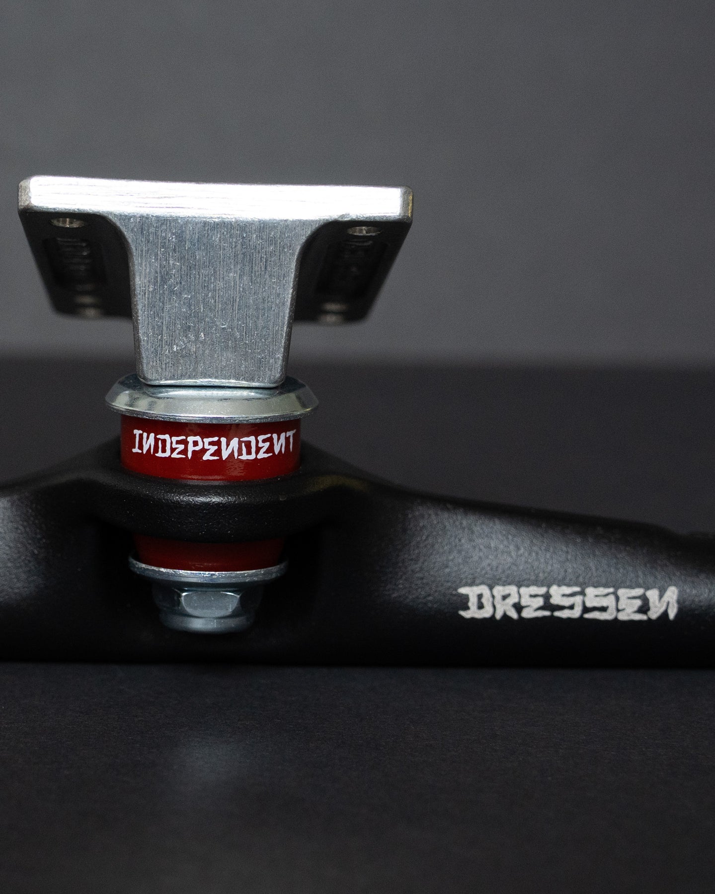 Independent Stage 4 Hollow Eric Dressen Pro Black Silver Standard Skateboard Trucks