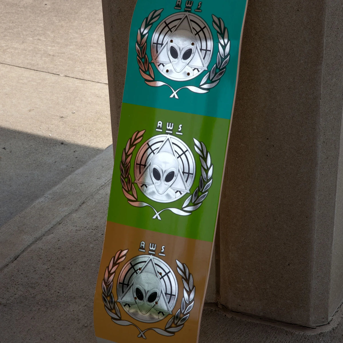 ALIEN WORKSHOP TEAM AWOL DECK 8.50